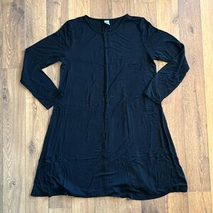 Black Old Navy Long-Sleeve T-Shirt Dress - Medium